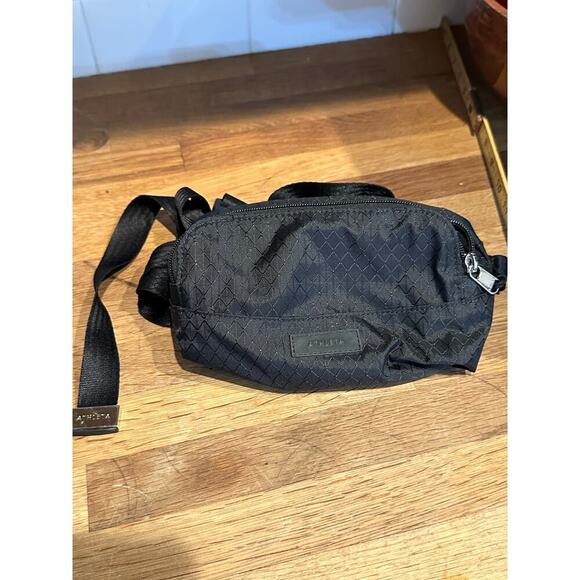 Athleta Excursion Black Mini Crossbody Belt Bag - Picture 8 of 8